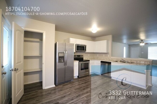 Building Photo - 3832 Glitterman-