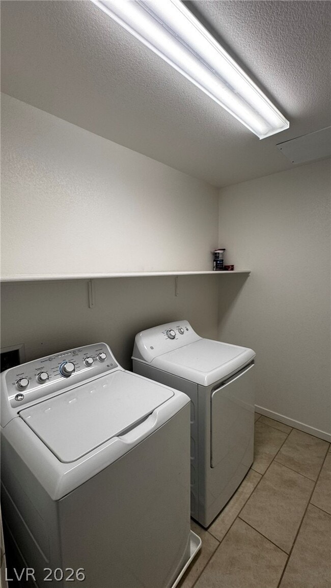 Building Photo - 7080 Garnet Crest Ct