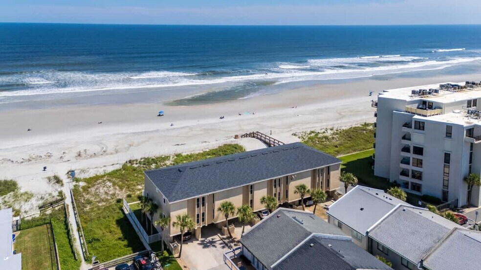 Building Photo - 2010 Ocean Front S