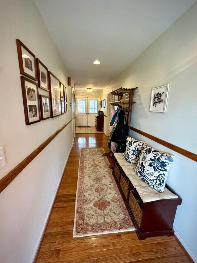 Building Photo - 117 Ashley Rd