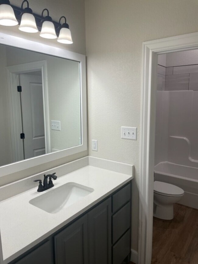 Building Photo - 7328 Mountain View Rd