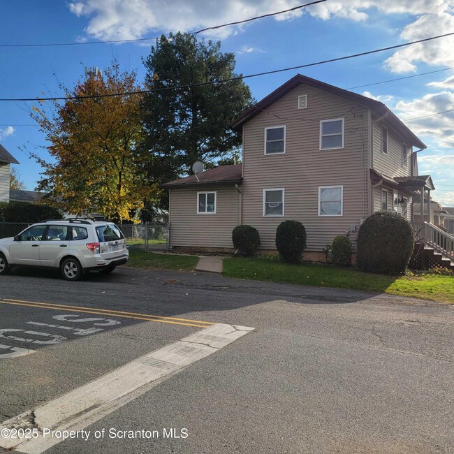 Building Photo - 1756 Nay Aug Ave