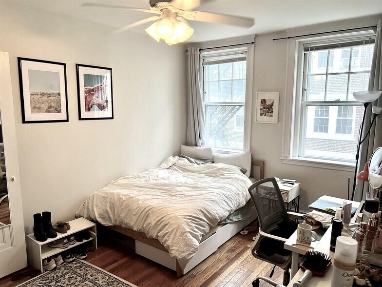 Building Photo - 15 Ellery St