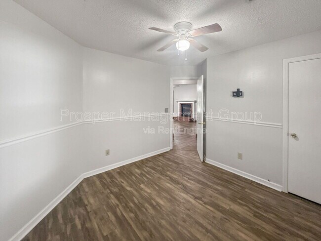 Building Photo - 8108 Halifax Way