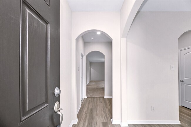 Building Photo - 10642 Lost aples Dr