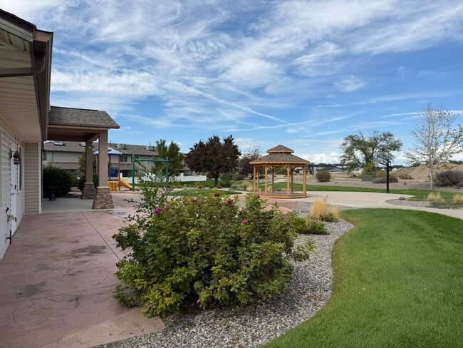 Building Photo - 2484 1/2 Brokwillow Loop