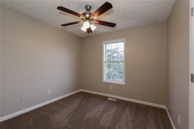 Building Photo - 4685 Turning Leaf Dr