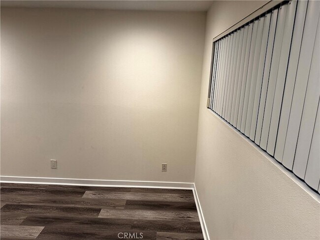 Building Photo - 280 Molino Ave