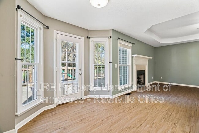 Building Photo - 1630 Lillian Cir