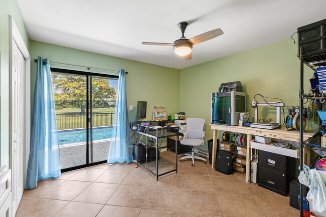 Building Photo - 1151 Ceylon Ct