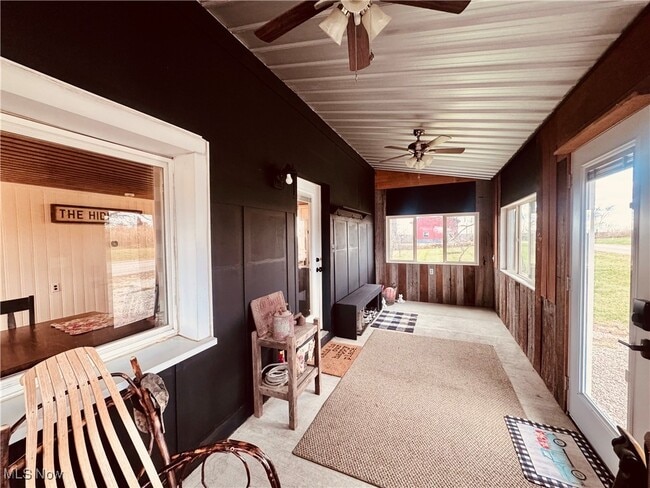 Building Photo - 3420 Point Lookout Rd