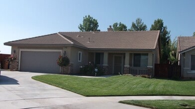 Building Photo - ***34400 Glenwood Dr Yucaipa***