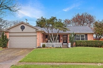 Building Photo - 11137 Sinclair Ave