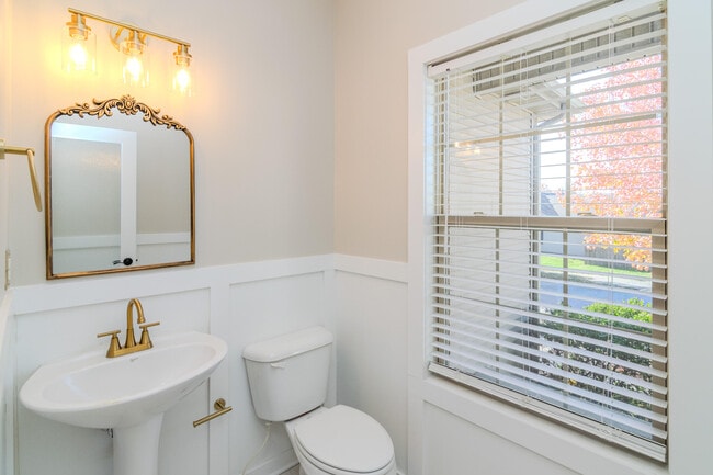 Building Photo - 188 Blue Heron Pl