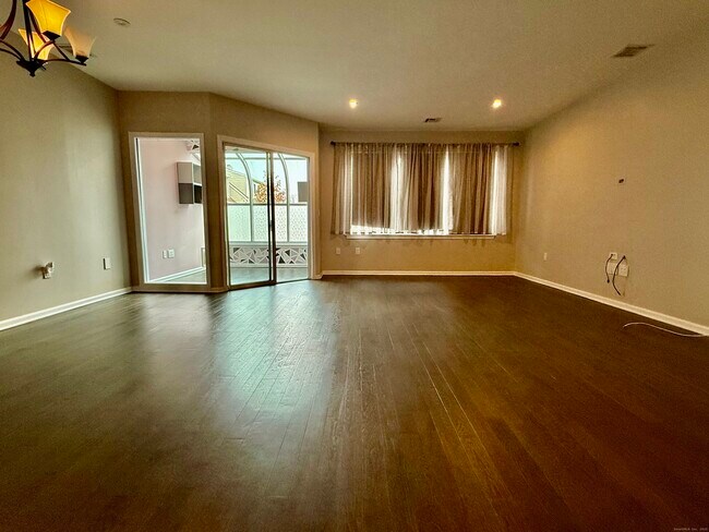 Building Photo - 1900 Summer St