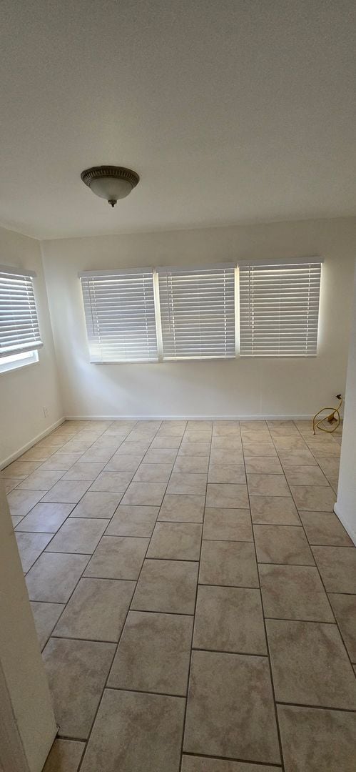 Building Photo - Quaint Yucaipa Home on Large Lot