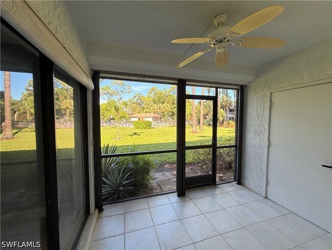 Building Photo - 1733 Courtyard Way