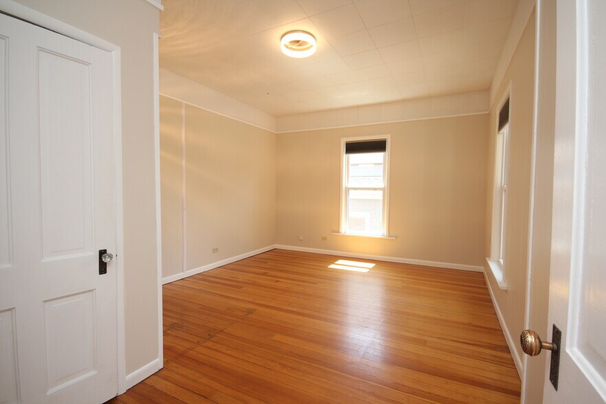 Building Photo - 3064 N Speer Blvd