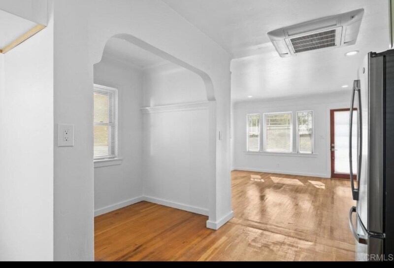 Building Photo - 2503 Sumac Dr