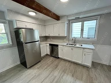 Building Photo - 539 Geneva Ave