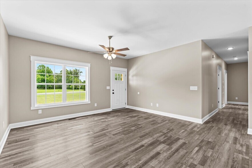 Building Photo - 139 Kirby Young Rd