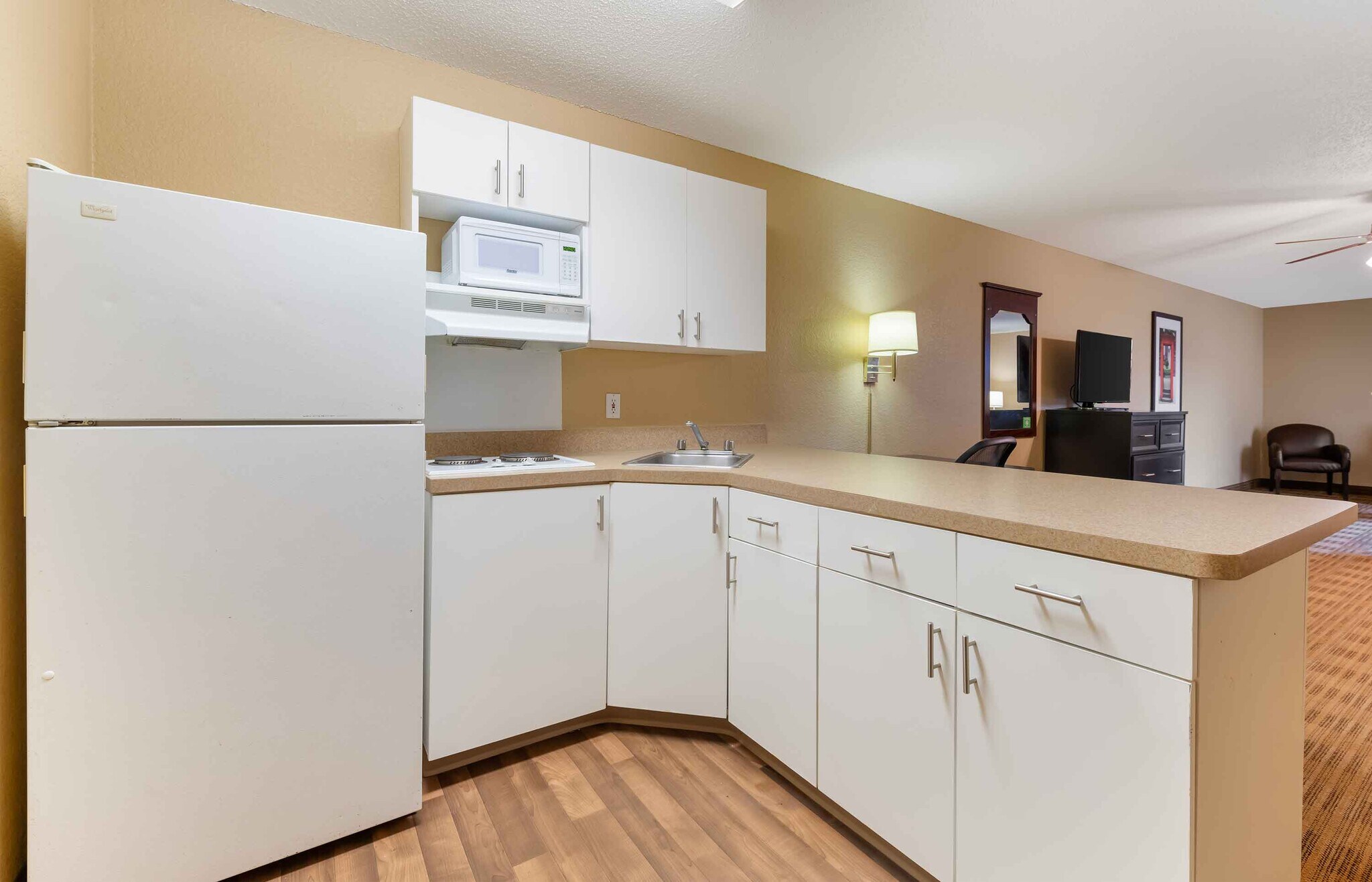 Building Photo - Furnished Studio-Minneapolis - Airport - E...