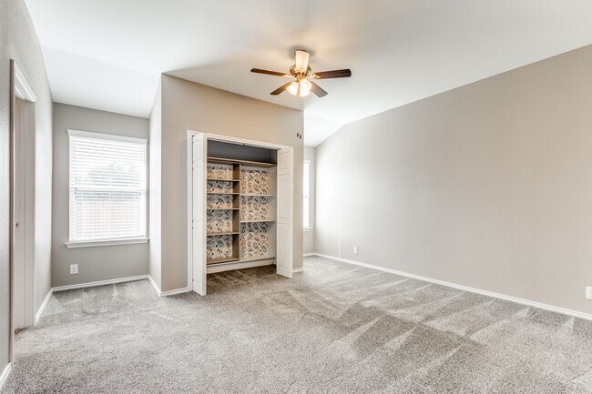 Building Photo - WILDHORSE AT TAUSCH FARMS RENTAL