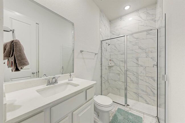 Building Photo - 1405 Golden Celebration Bend
