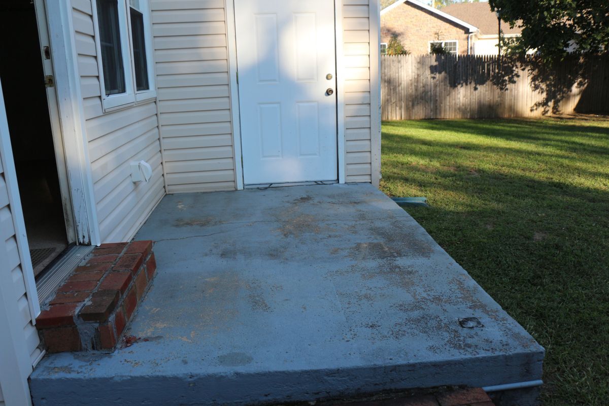 Building Photo - 128 William St