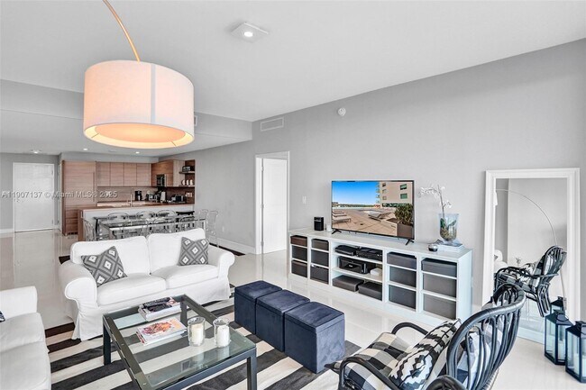 Building Photo - 400 Sunny Isles Blvd