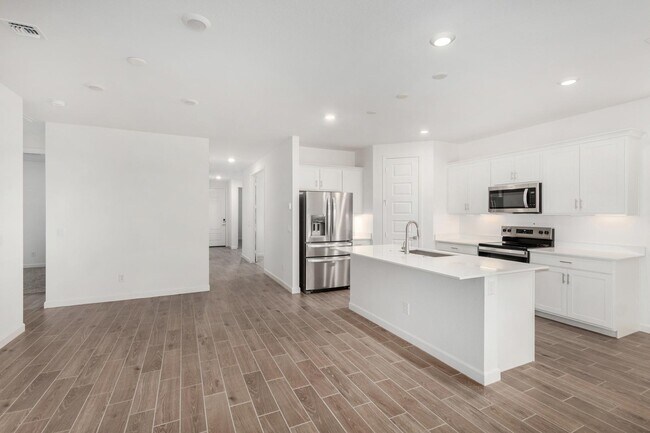 Building Photo - 17824 W Vogel Ave