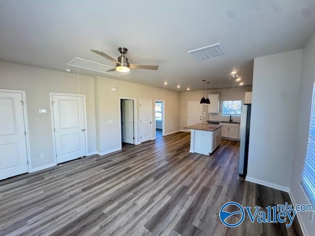 Building Photo - 126 Foster Wy Dr