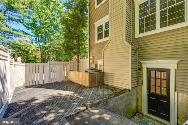 Building Photo - 2362 Branleigh Park Ct
