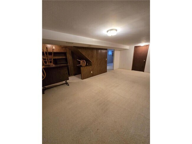 Building Photo - 3209 Welcome Ave N