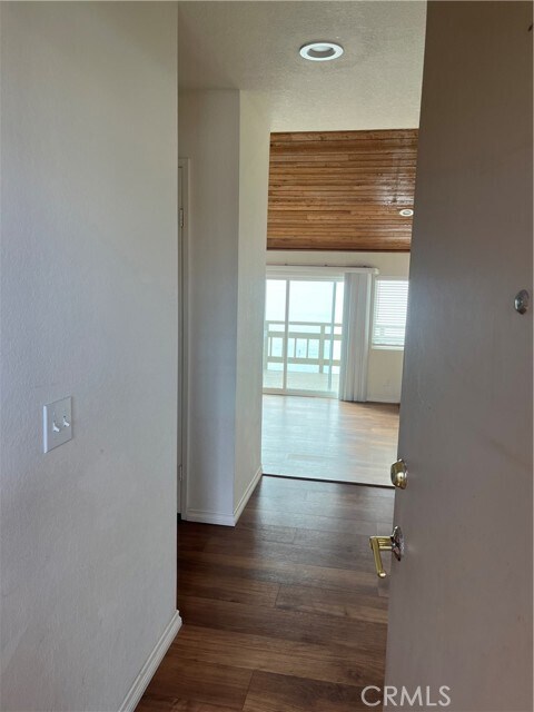 Building Photo - 1532 Neptune Ave