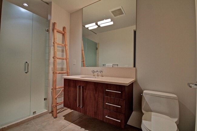 Building Photo - Stylish 2 Bed | 2 Bath Condo in Prime Scottsdale Location