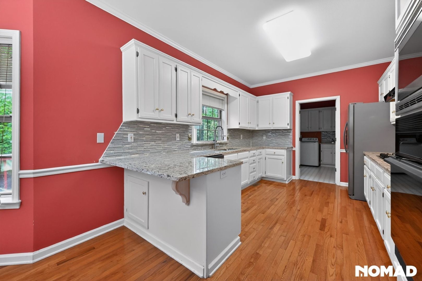 Building Photo - 1219 Loyola Dr