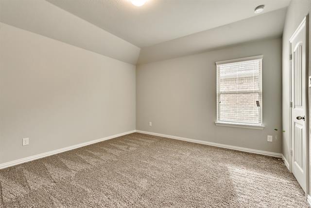 Building Photo - 16700 Lincoln Park Ln