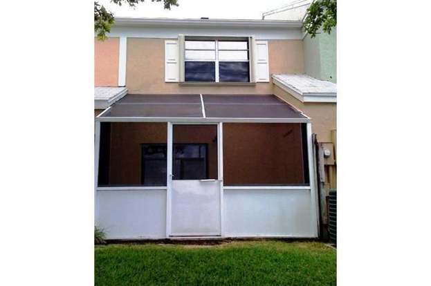 Building Photo - 2828 Edgehill Ln