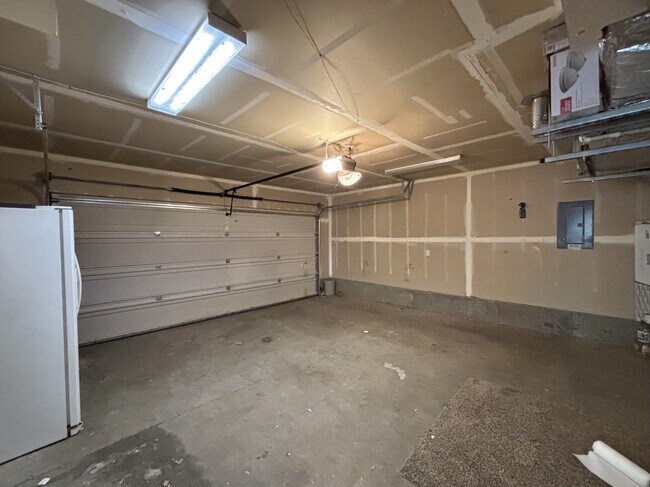 Building Photo - 1309 S Lincoln Ave