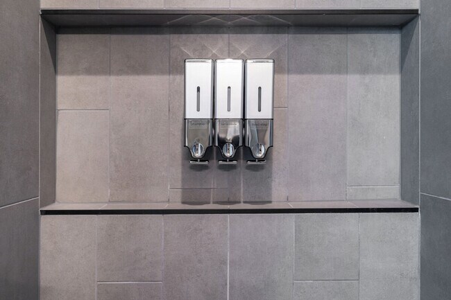 Building Photo - 4510 1st Ave NE