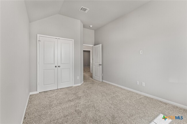 Building Photo - 1024 Shelby Dr