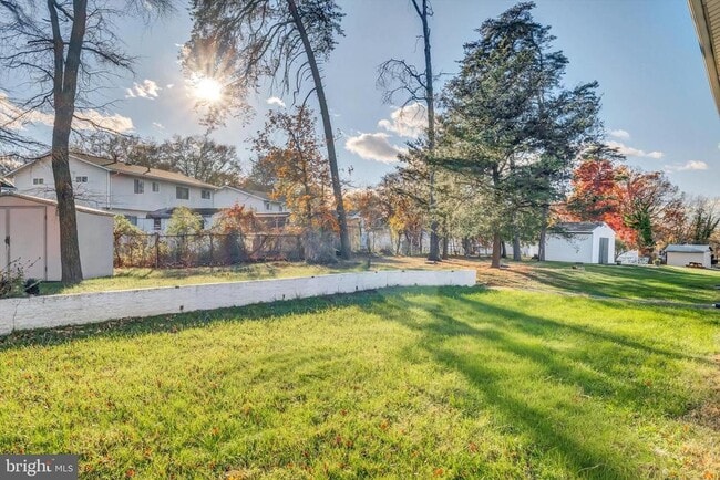 Building Photo - 4224 Kinmount Rd