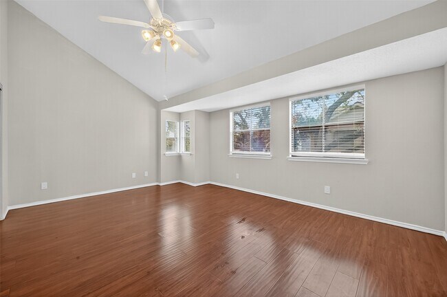 Building Photo - 1103 Dulles Ave