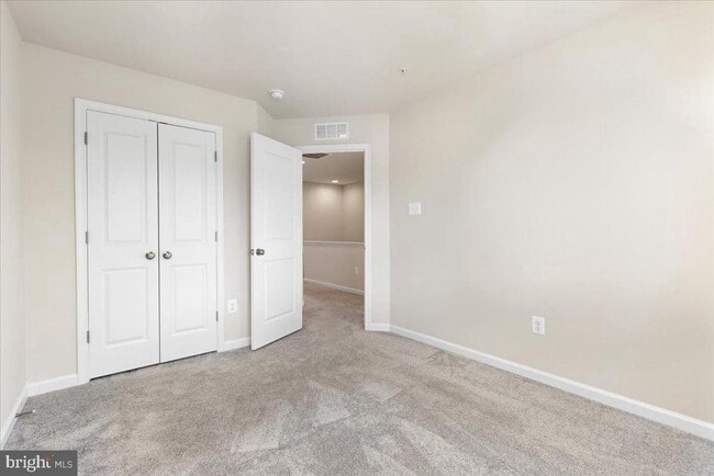 Building Photo - 7210 Hartley Ln
