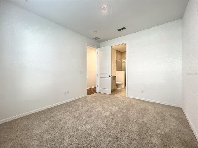 Building Photo - 12518 Willstatter Ave
