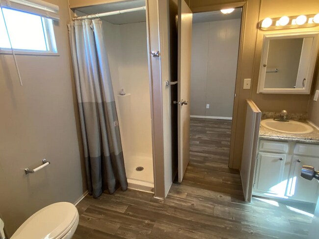 Building Photo - 6251 W Bilby Rd