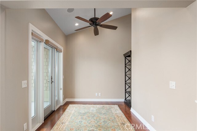 Building Photo - 260 W Marquita