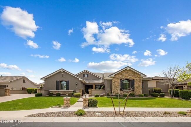 Building Photo - 2051 E Aris Dr