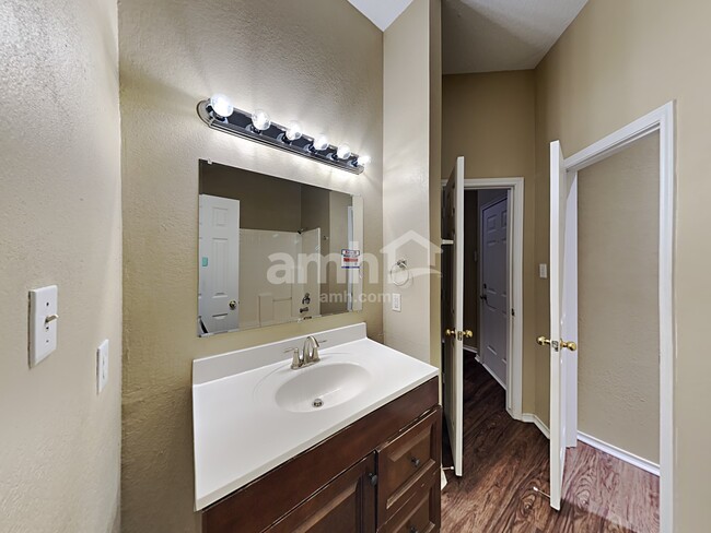 Building Photo - 7914 Clear Fork Trail